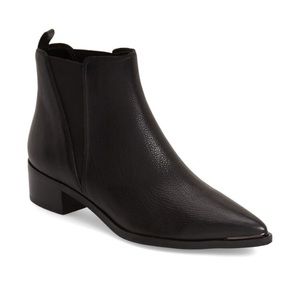 Black Leather Chelsea Boot 'Yale'